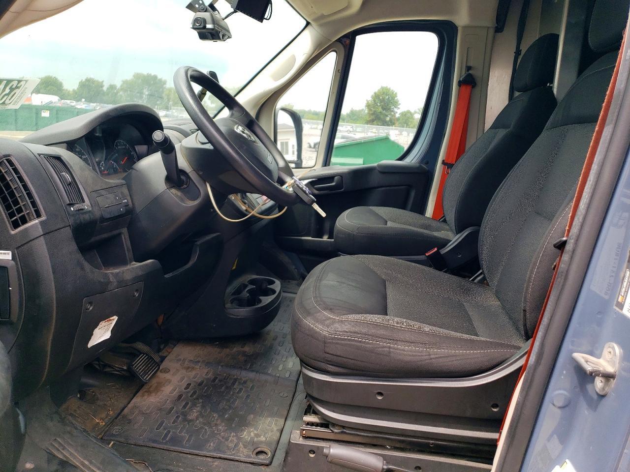 2020 RAM PROMASTER 3500 DELIVERY VAN — Фото 7 из 13