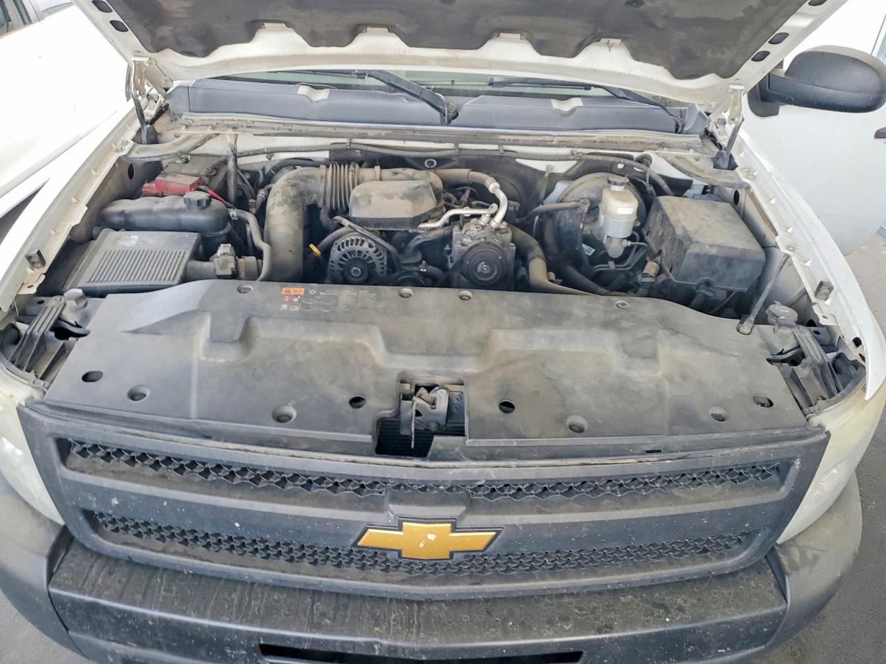 2013 CHEVROLET SILVERADO C1500 — Фото 11 из 12