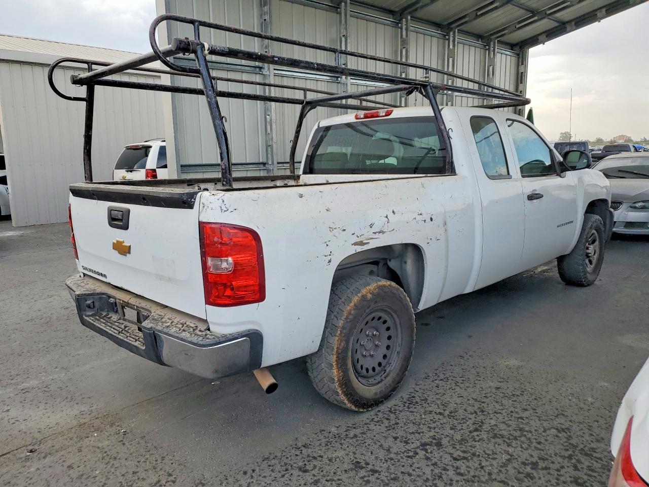 2013 CHEVROLET SILVERADO C1500 — Фото 3 из 12