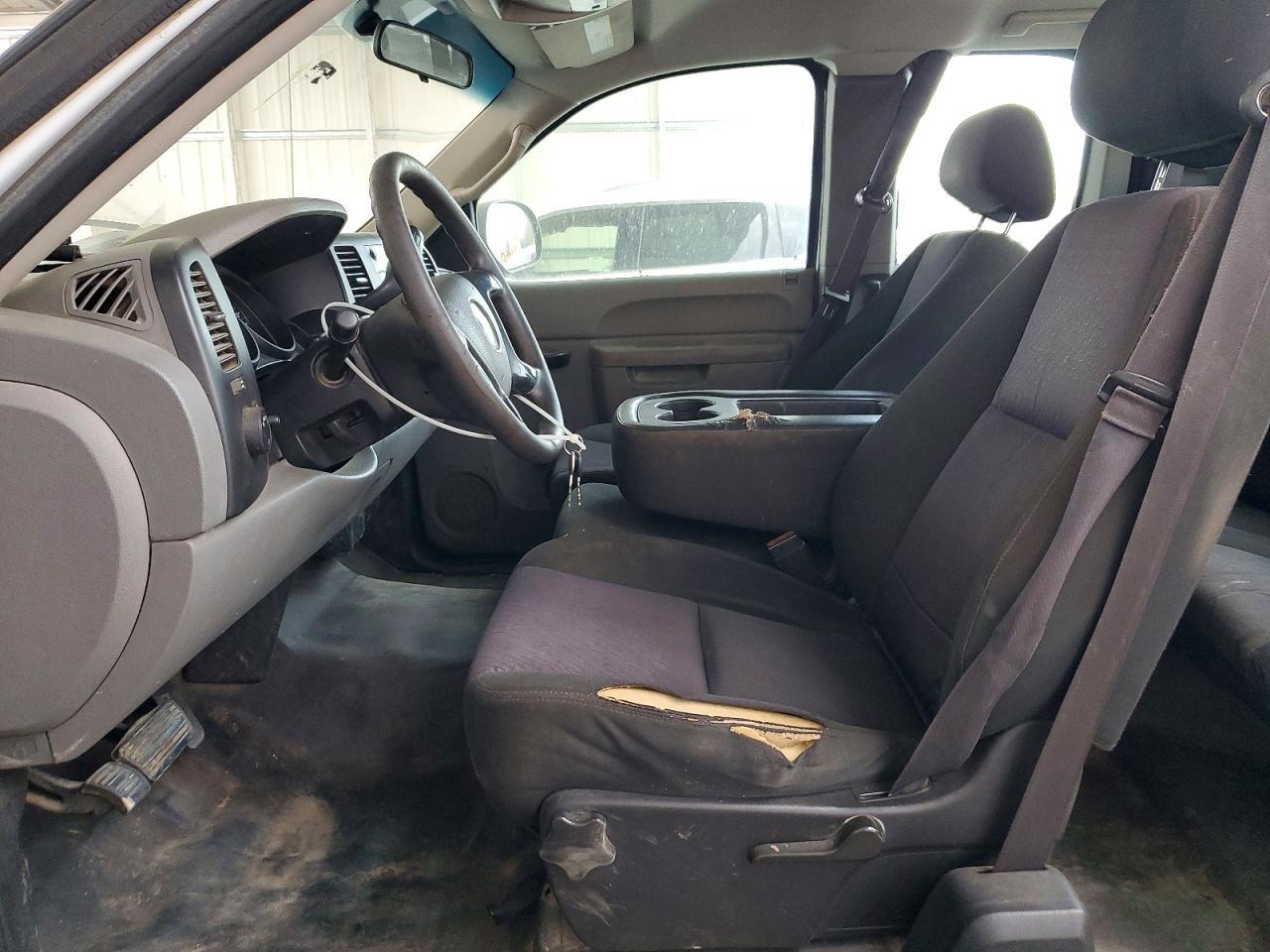 2013 CHEVROLET SILVERADO C1500 — Фото 7 из 12