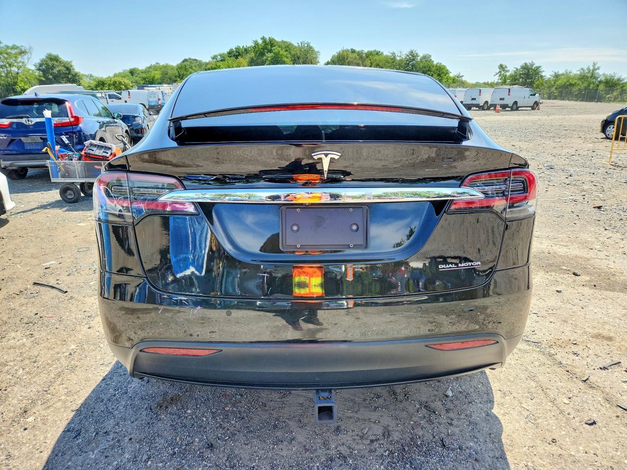2020 TESLA MODEL X — Фото 6 из 13