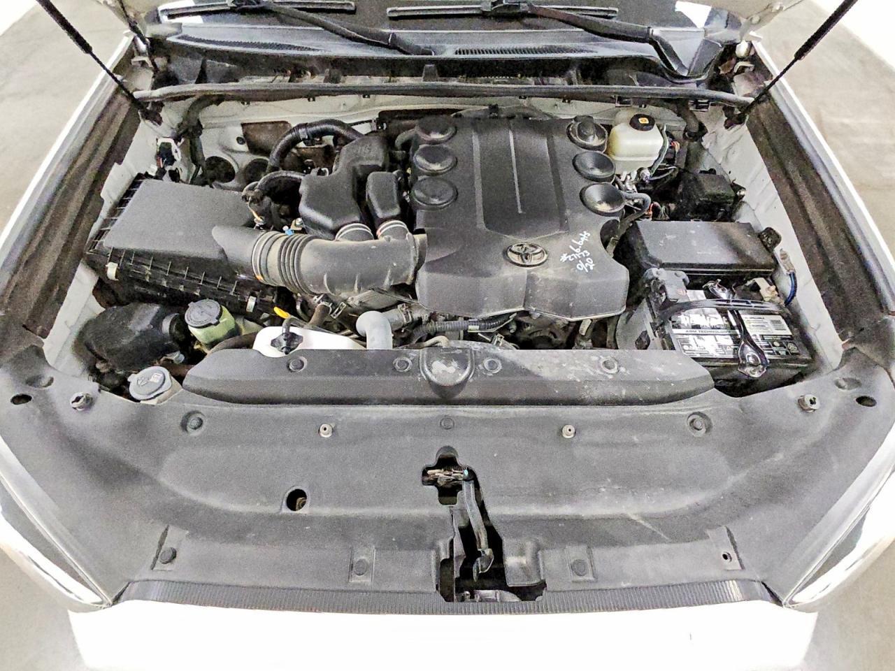 2020 TOYOTA 4RUNNER SR5 PREMIUM — Фото 12 из 13