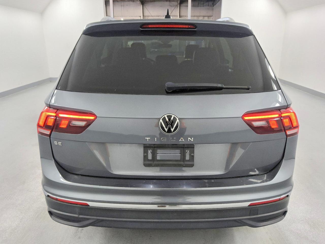 2024 VOLKSWAGEN TIGUAN SE — Фото 6 из 13