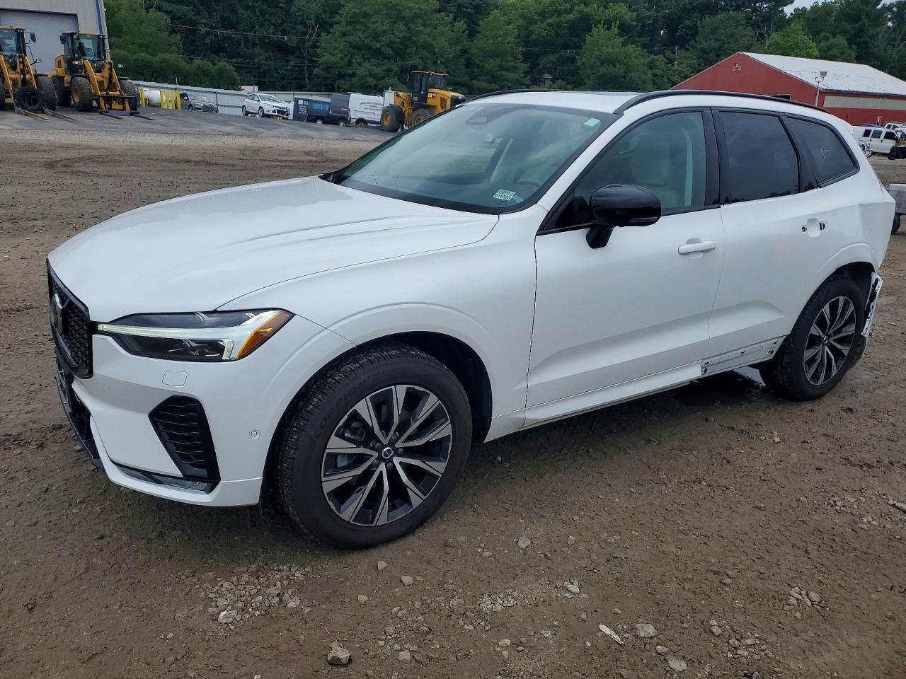 2024 VOLVO XC60 PLUS