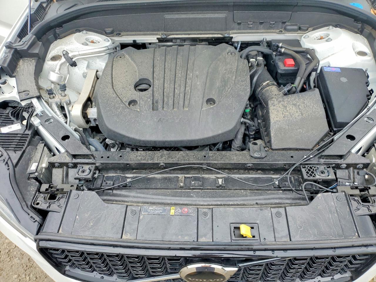 2024 VOLVO XC60 PLUS — Фото 12 из 14