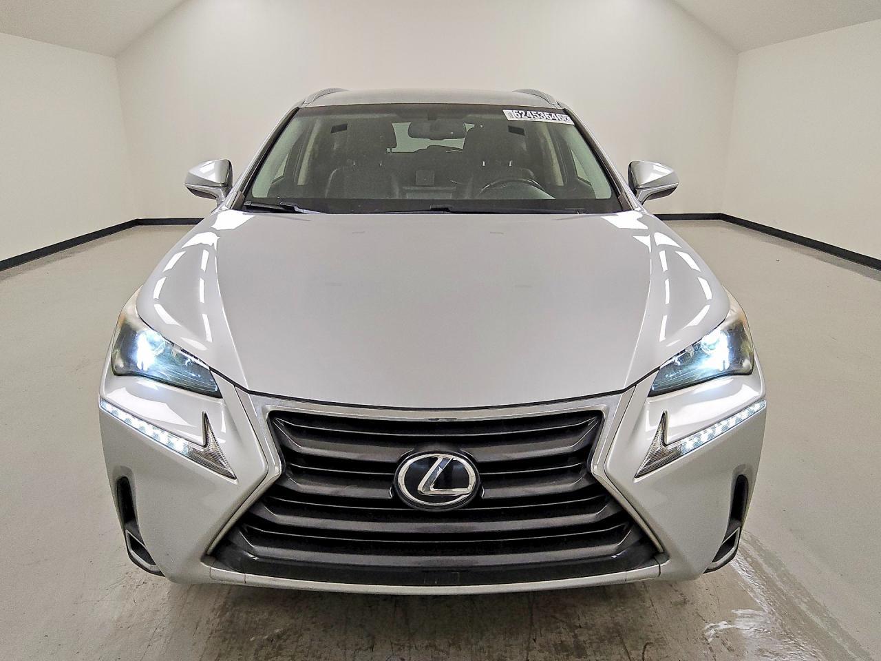 2016 LEXUS NX 200T BASE — Фото 5 из 13