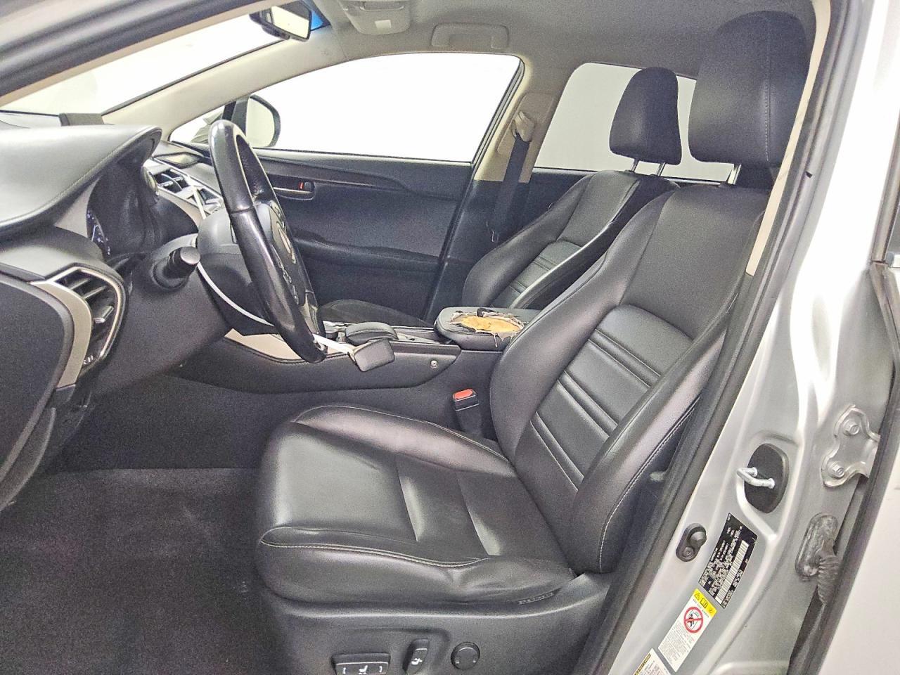 2016 LEXUS NX 200T BASE — Фото 7 из 13