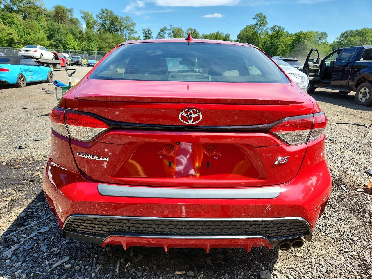 2020 TOYOTA COROLLA SE — Фото 6 из 12