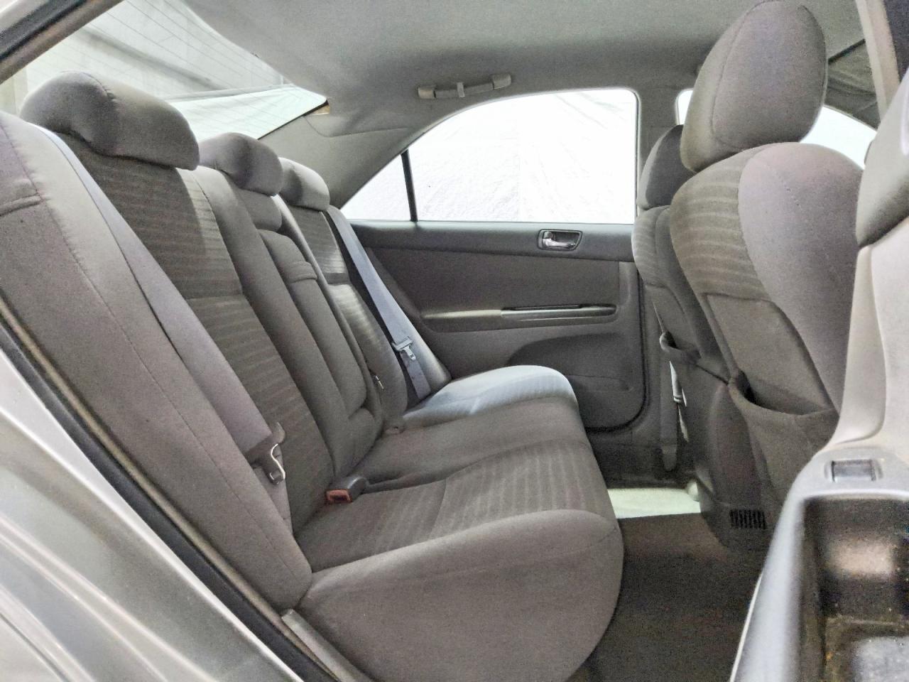 2006 TOYOTA CAMRY LE — Фото 10 из 12