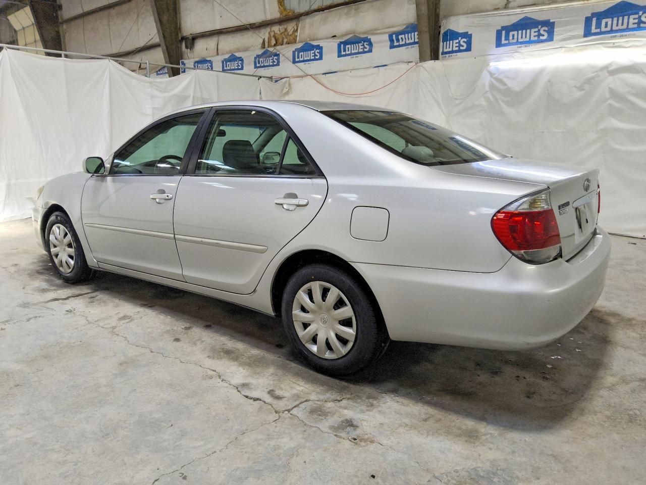 2006 TOYOTA CAMRY LE — Фото 2 из 12