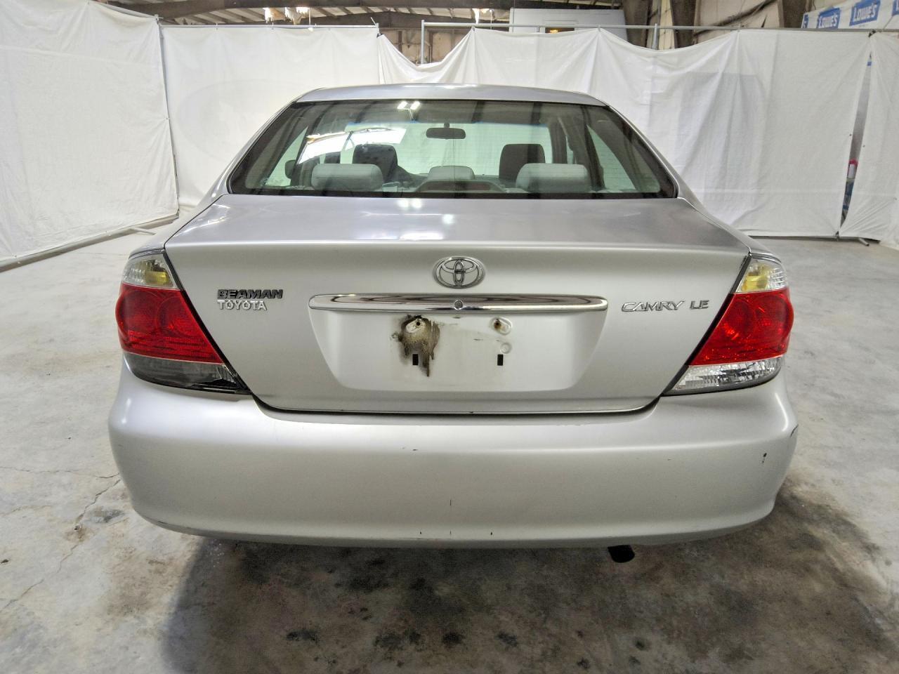 2006 TOYOTA CAMRY LE — Фото 6 из 12