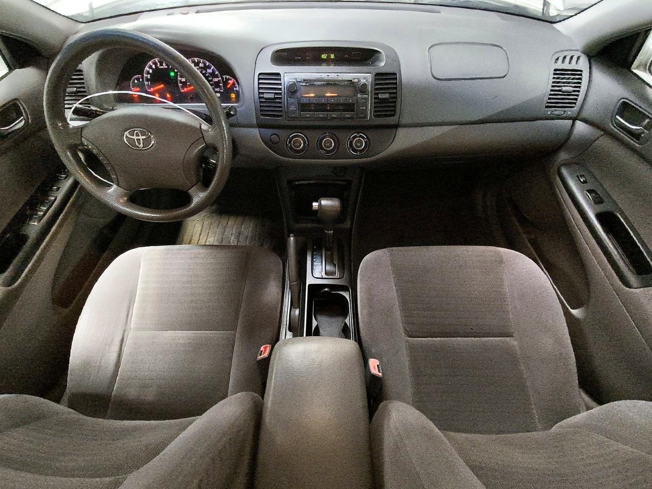 2006 TOYOTA CAMRY LE — Фото 8 из 12