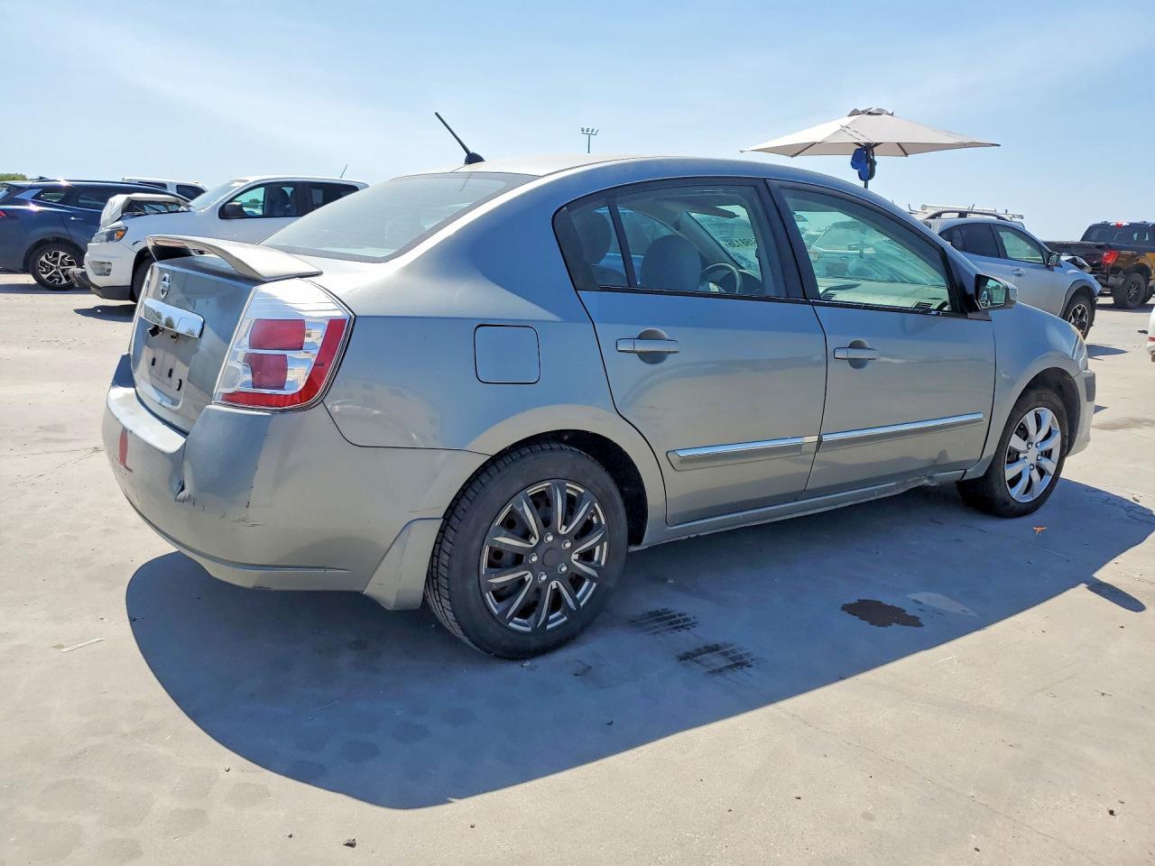 2010 NISSAN SENTRA 2.0 — Фото 3 из 12