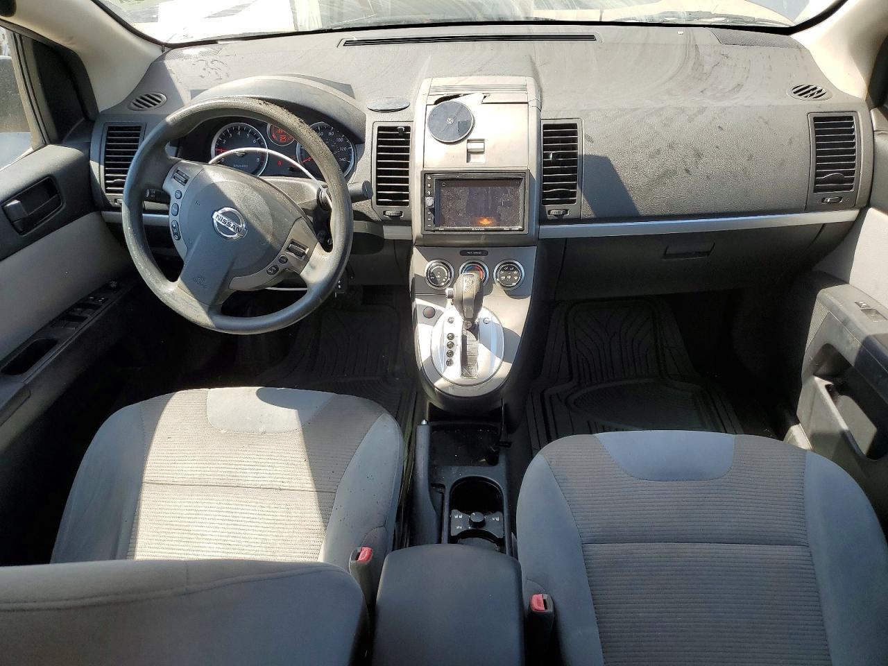 2010 NISSAN SENTRA 2.0 — Фото 8 из 12
