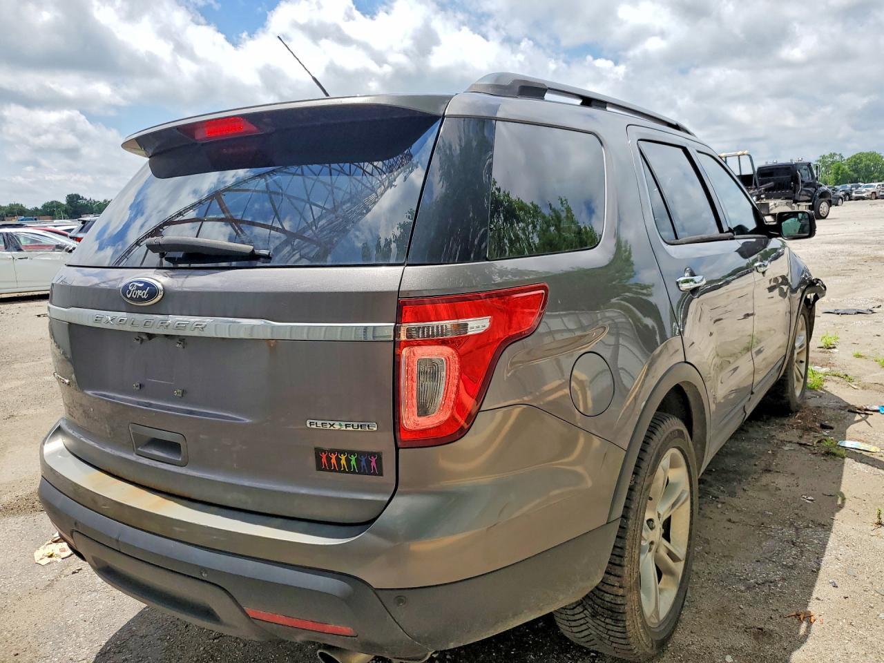 2013 FORD EXPLORER LIMITED — Фото 3 из 13