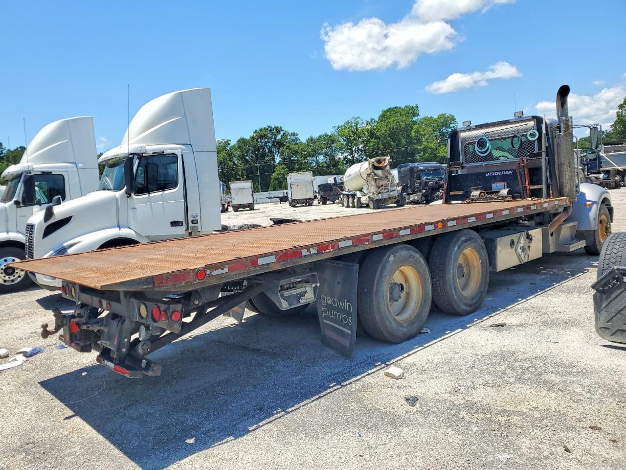 2010 PETERBILT 340 — Фото 4 из 10