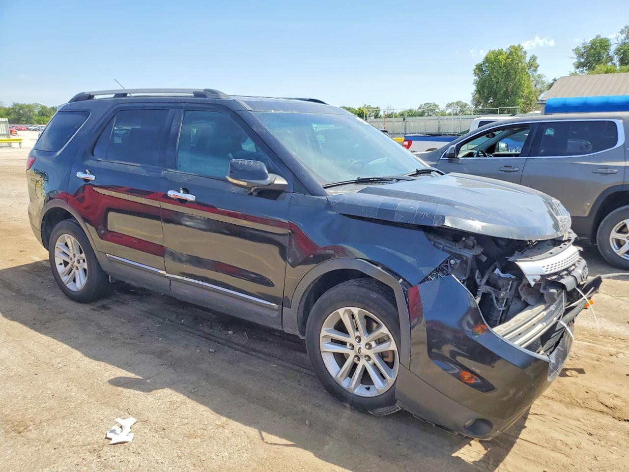 1FM5K8D84DGA13664 2013 FORD EXPLORER photo no. 4