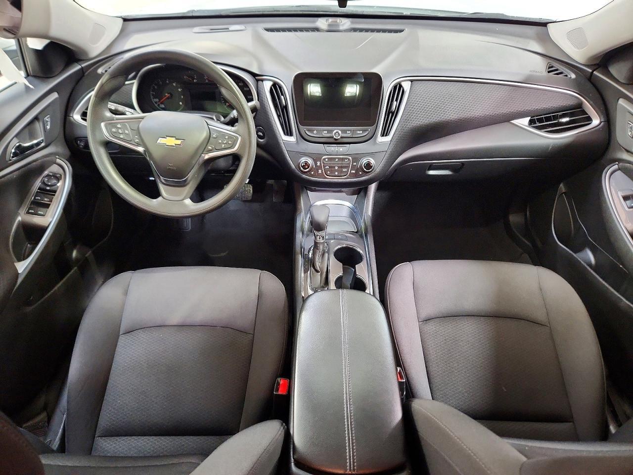 2025 CHEVROLET MALIBU LT — Фото 8 из 12