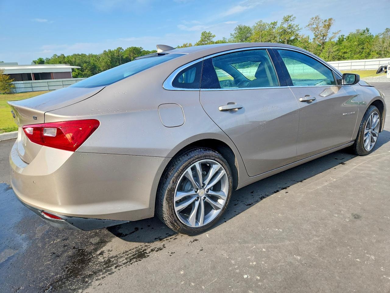 2025 CHEVROLET MALIBU LT — Фото 3 из 12