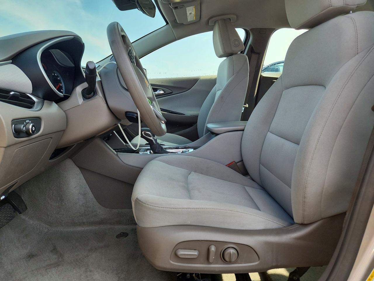 2025 CHEVROLET MALIBU LT — Фото 7 из 12