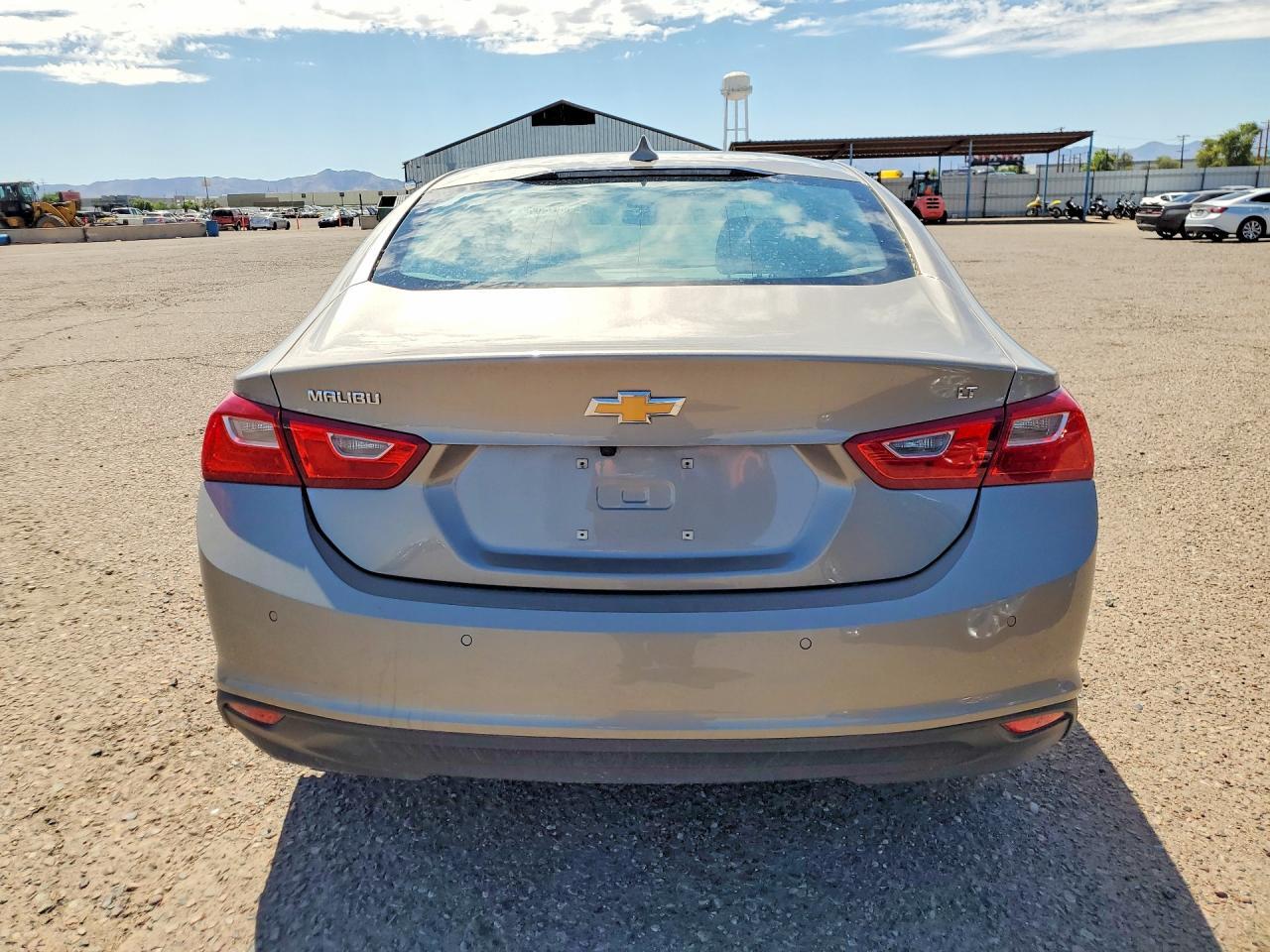 2025 CHEVROLET MALIBU LT — Фото 6 из 12
