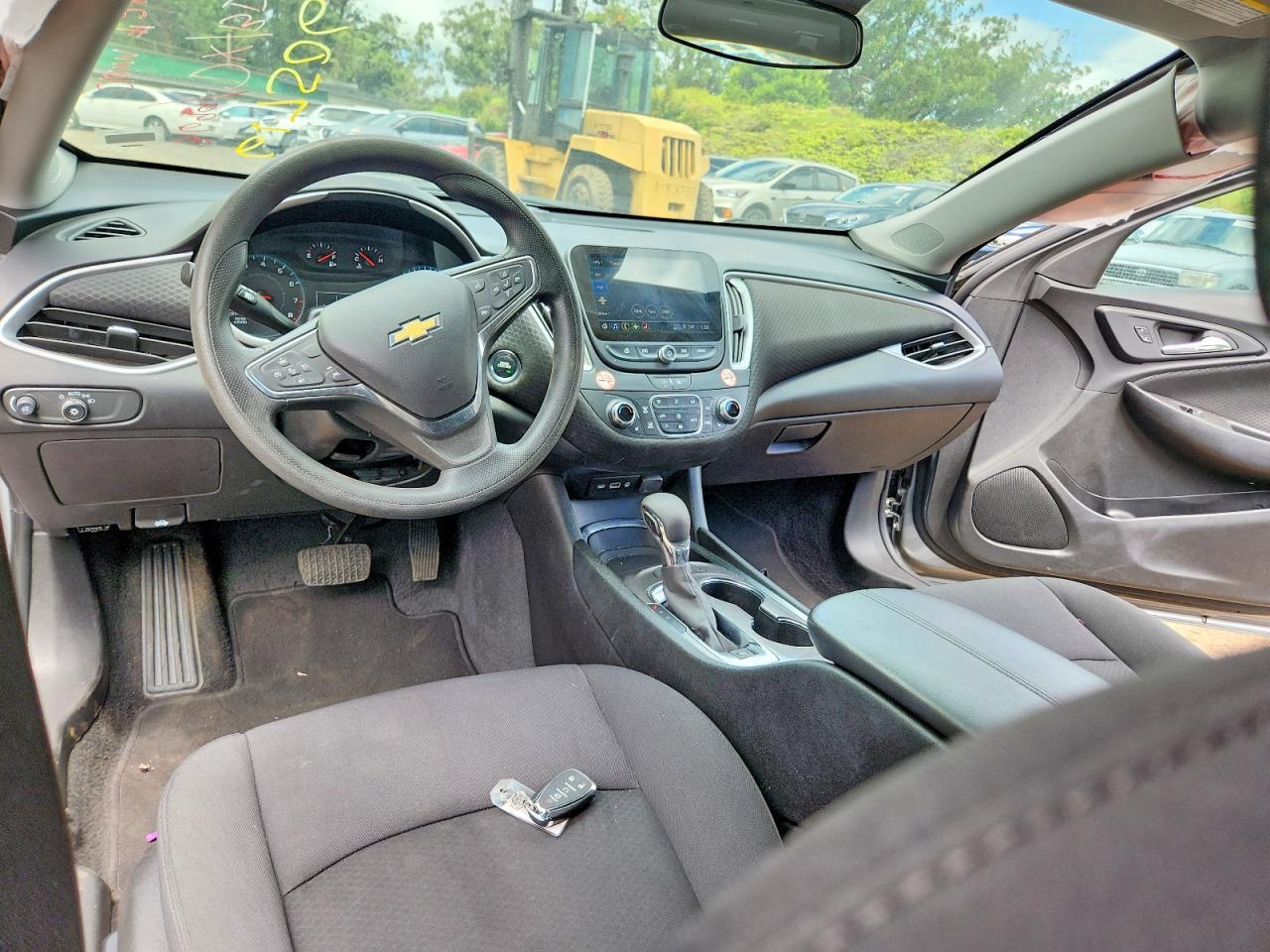 2025 CHEVROLET MALIBU LT — Фото 8 из 12