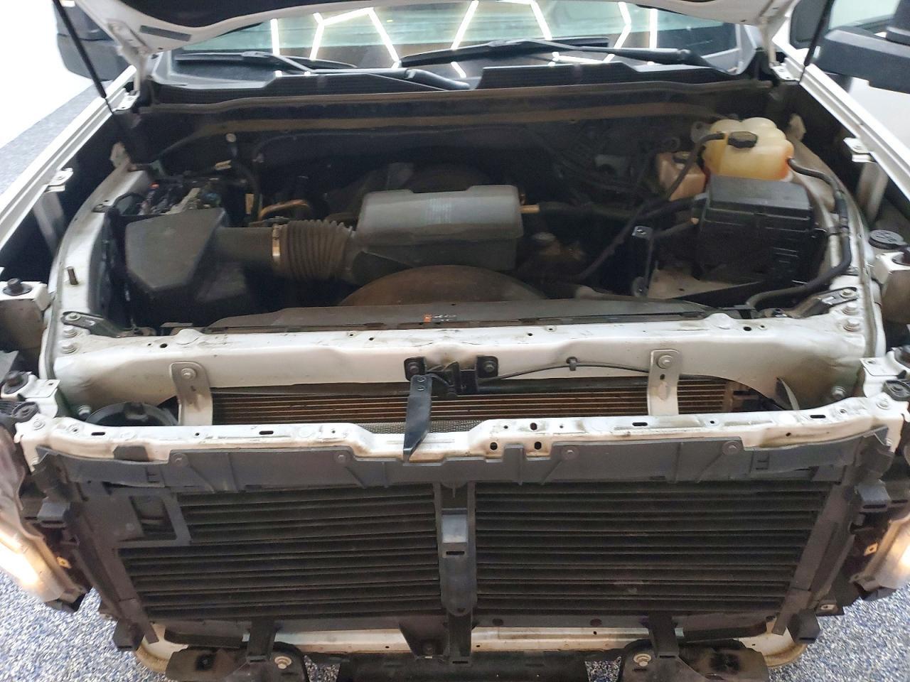 2025 CHEVROLET SILVERADO K2500 HEAVY DUTY LT — Фото 11 из 13