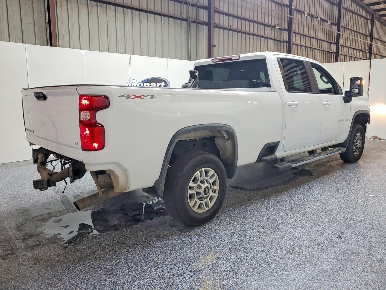 2025 CHEVROLET SILVERADO K2500 HEAVY DUTY LT — Фото 3 из 13