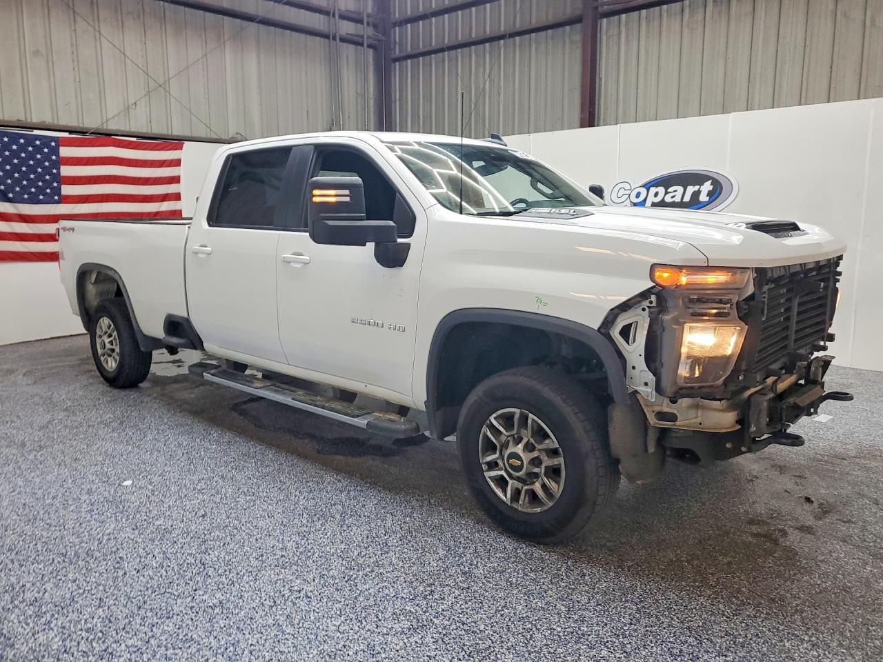 2025 CHEVROLET SILVERADO K2500 HEAVY DUTY LT — Фото 4 из 13