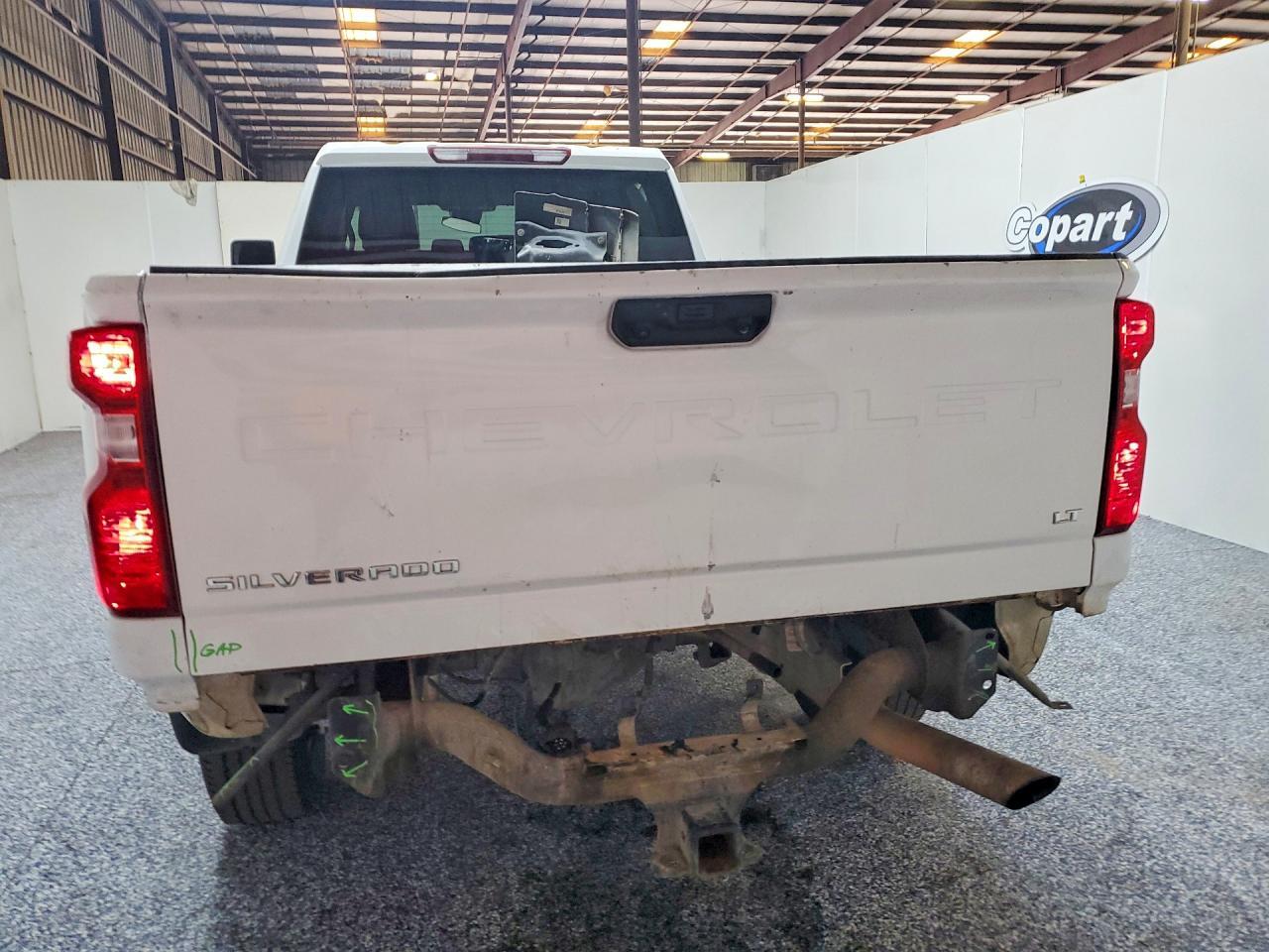 2025 CHEVROLET SILVERADO K2500 HEAVY DUTY LT — Фото 6 из 13