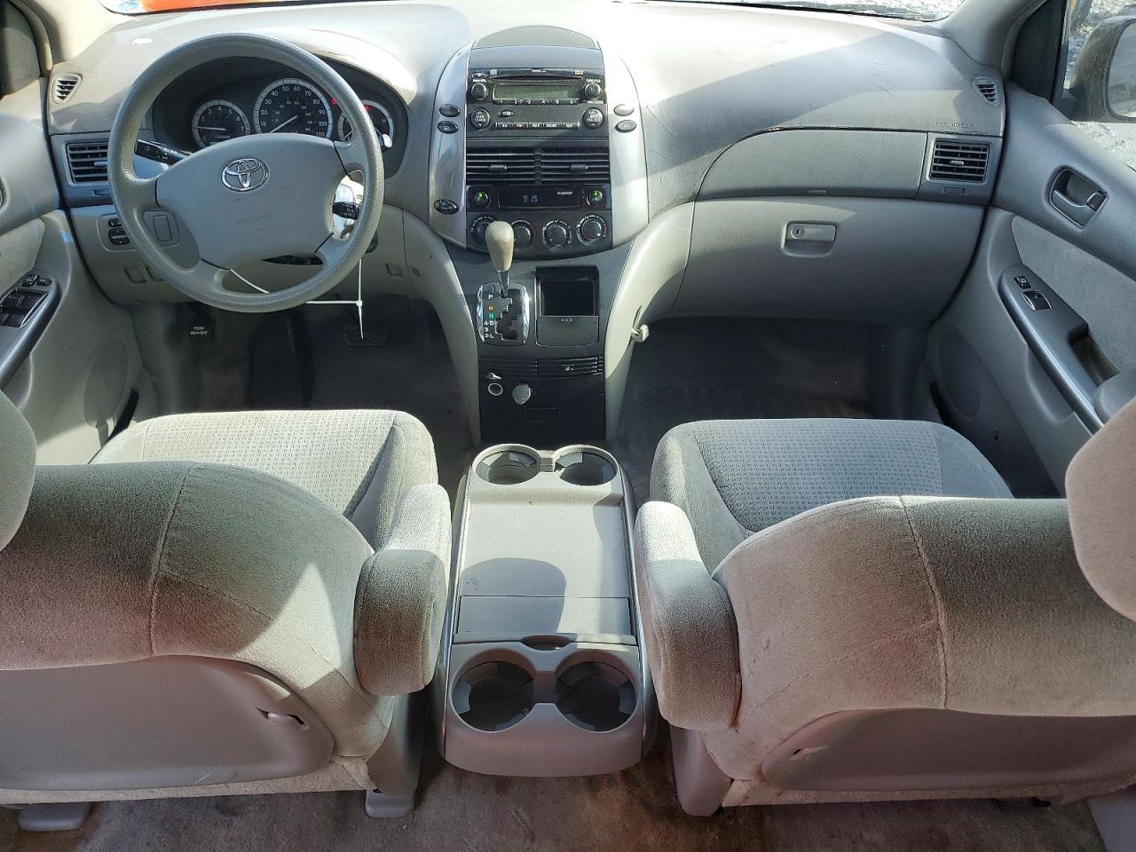 2006 TOYOTA SIENNA CE 7 PASSENGER — Фото 8 из 13