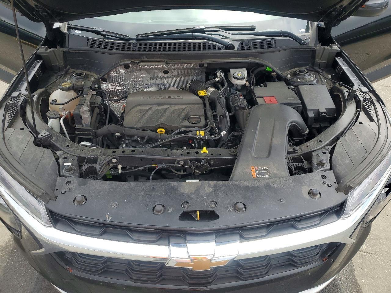 2025 CHEVROLET TRAX 1LT — Фото 12 из 13
