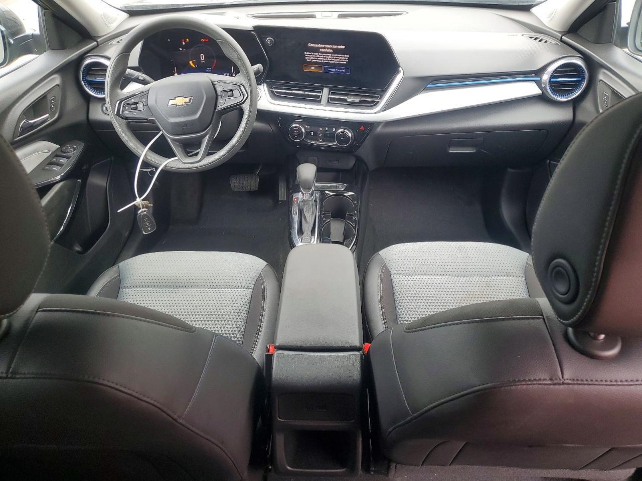 2025 CHEVROLET TRAX 1LT — Фото 8 из 13