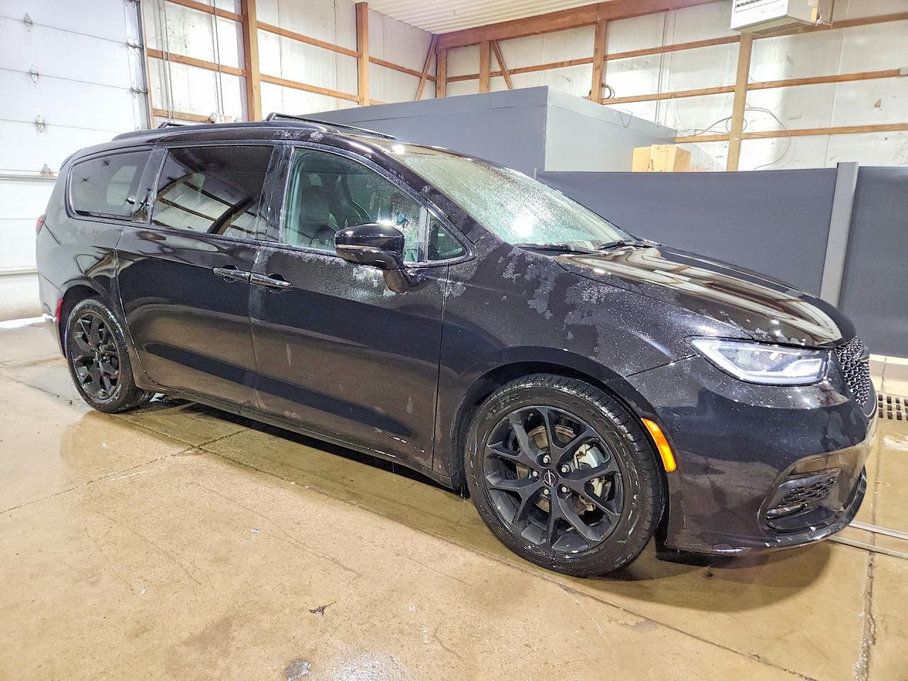 2025 CHRYSLER PACIFICA LIMITED — Фото 4 из 13