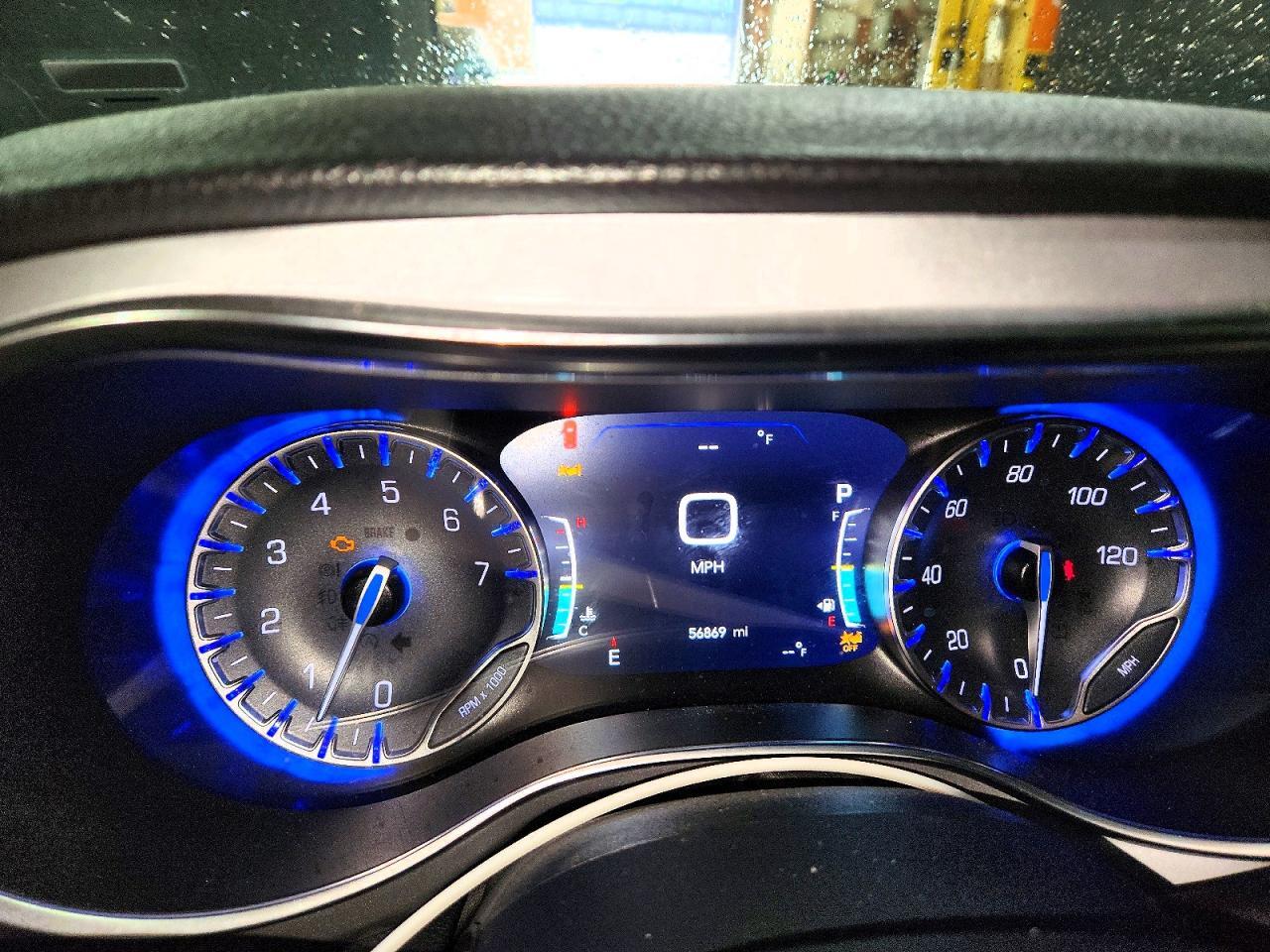 2025 CHRYSLER PACIFICA LIMITED — Фото 9 из 13