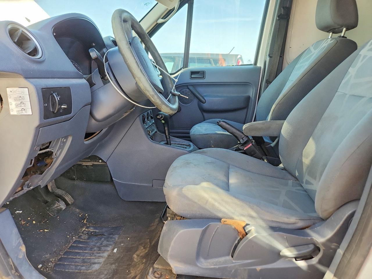 2013 FORD TRANSIT CONNECT XL — Фото 7 из 13