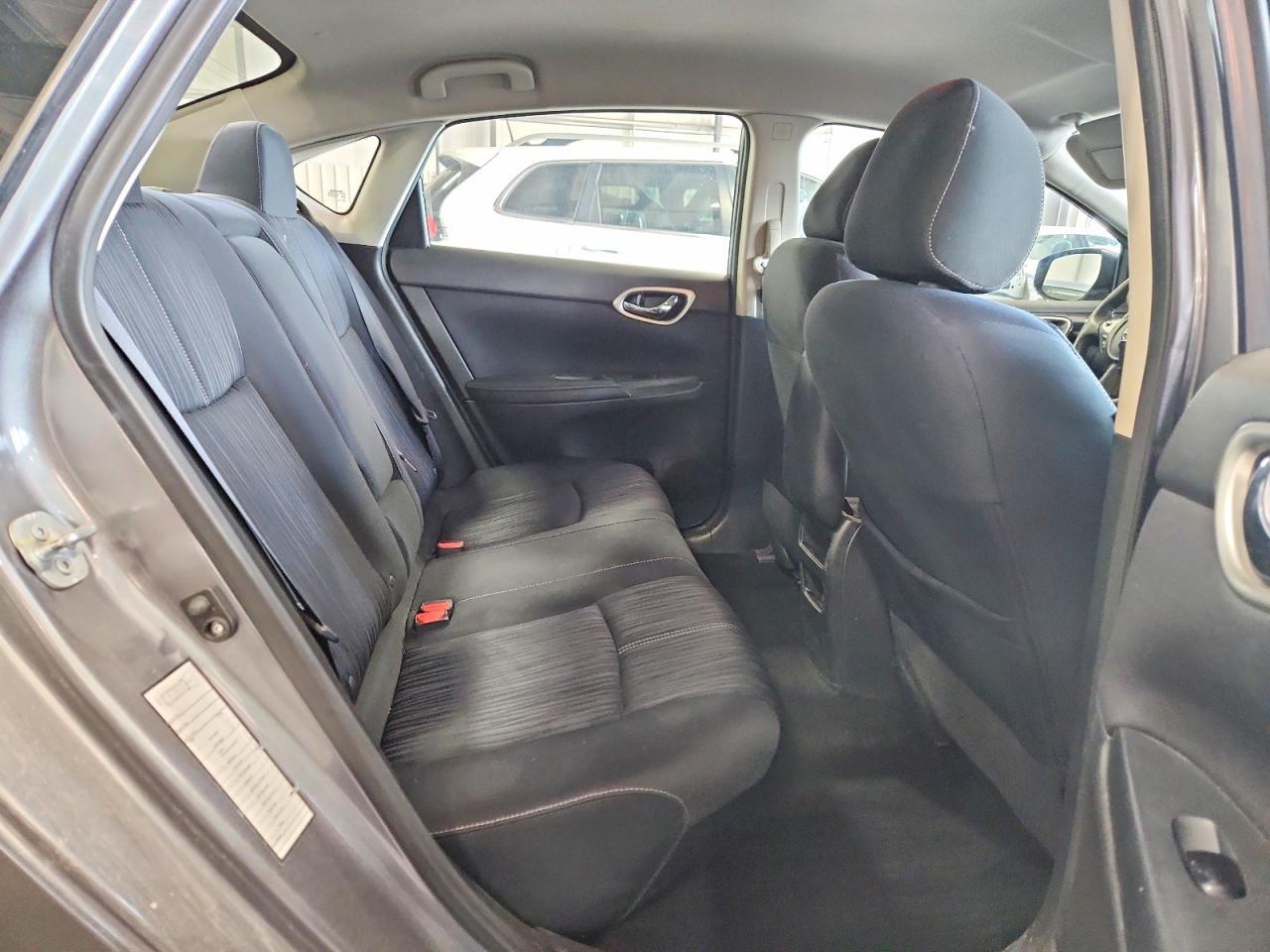 2016 NISSAN SENTRA SV — Фото 10 из 12