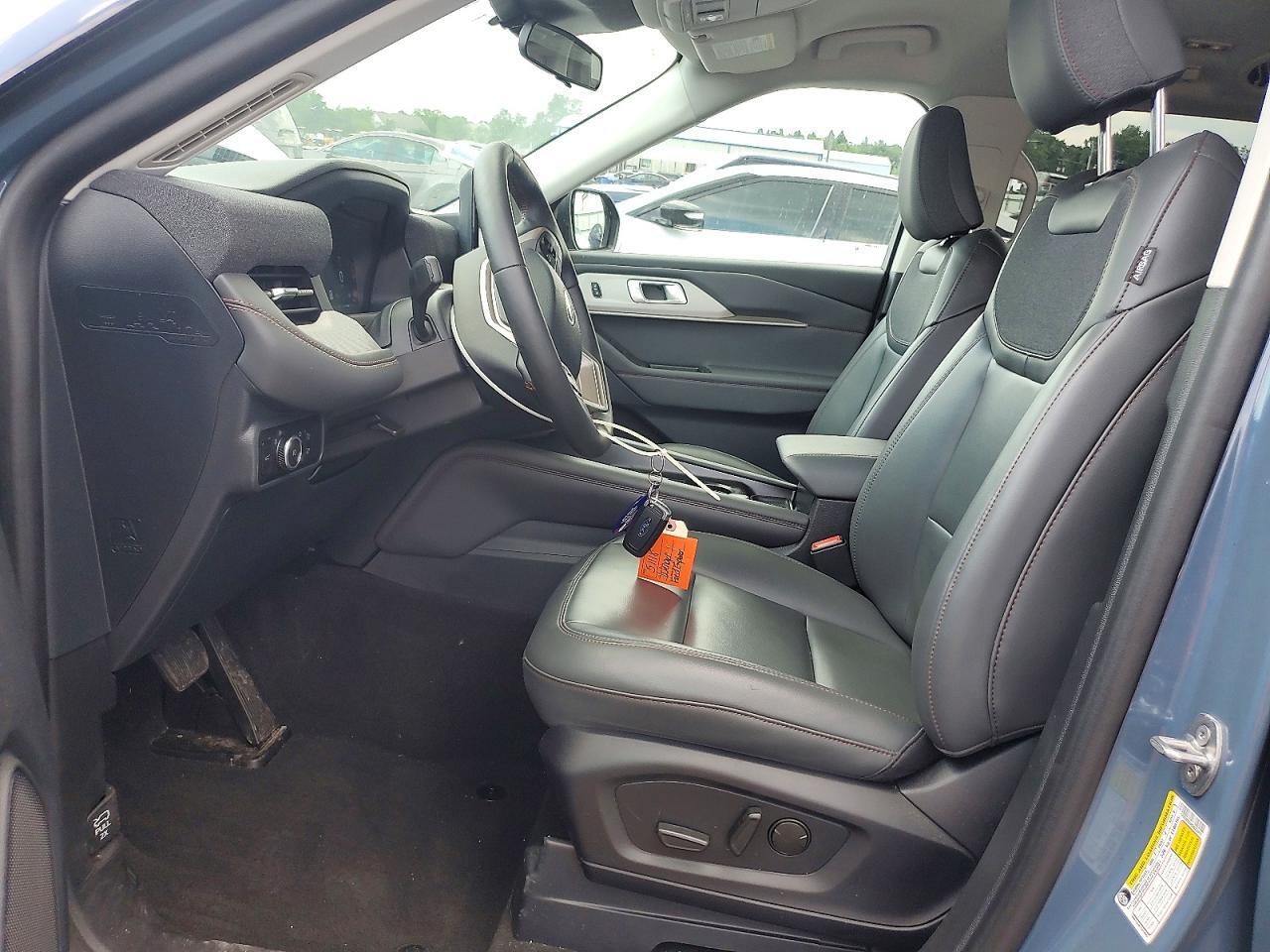 2025 FORD EXPLORER ACTIVE — Фото 7 из 14
