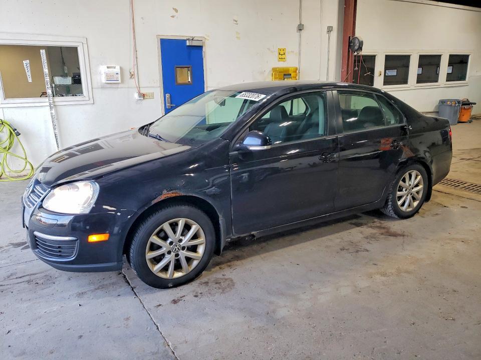 2010 VOLKSWAGEN JETTA 3VWAX7AJ5AM117214