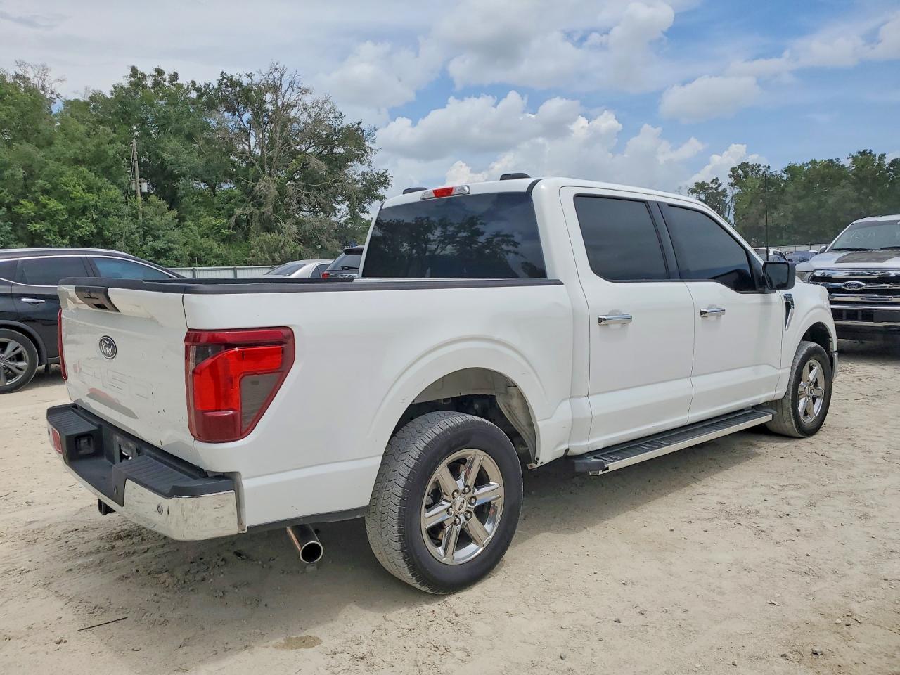 2025 FORD F150 XLT — Фото 3 из 12