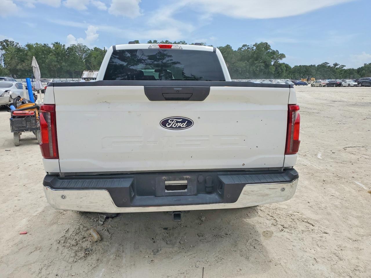 2025 FORD F150 XLT — Фото 6 из 12