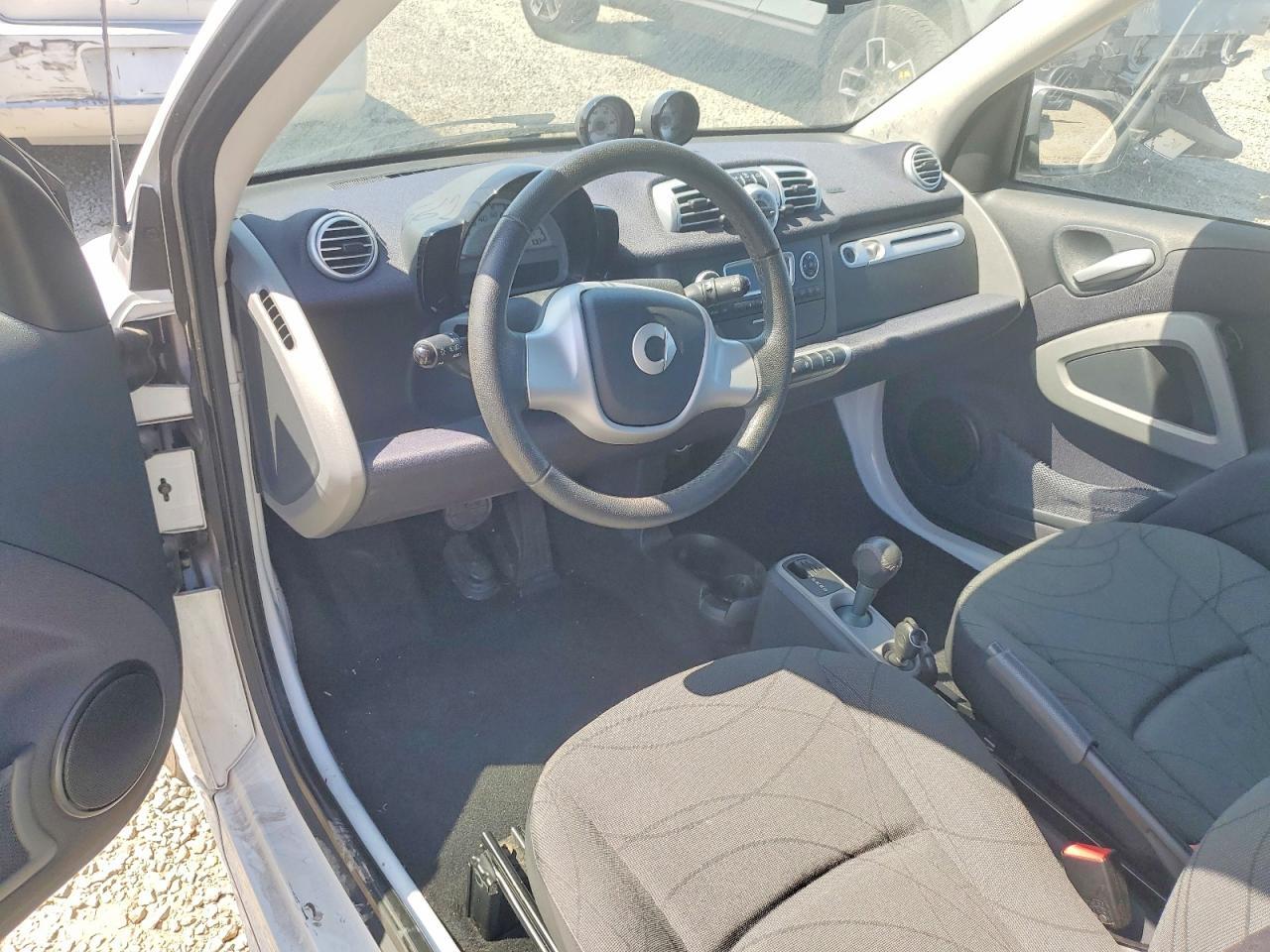 2016 SMART FORTWO — Фото 8 из 12