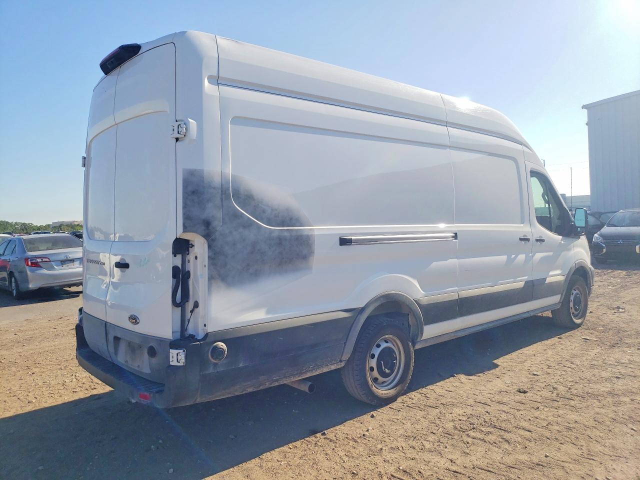 2025 FORD TRANSIT 250 DELIVERY VAN — Фото 3 из 14
