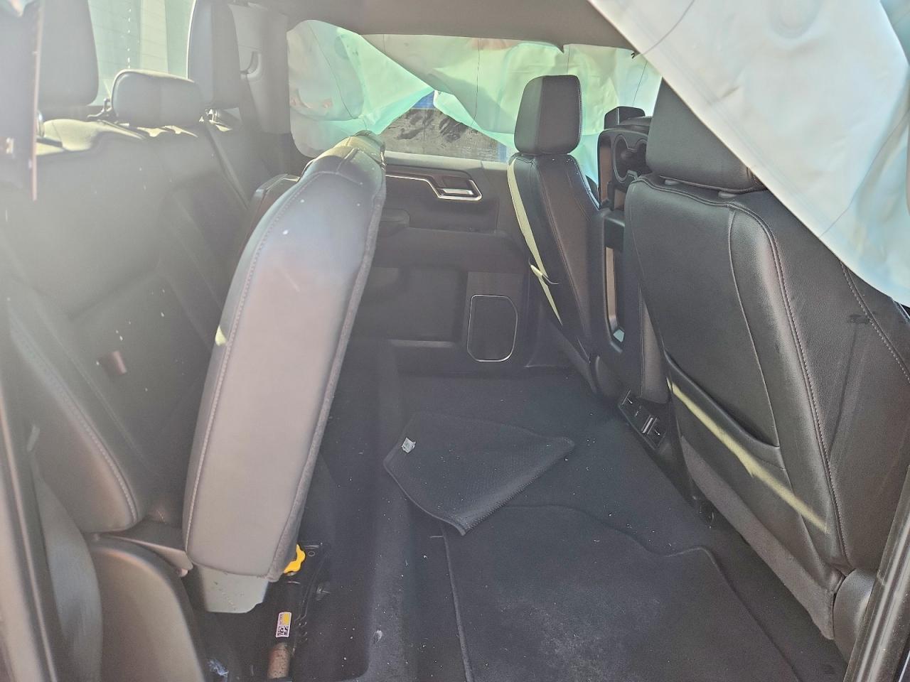 2025 GMC SIERRA K1500 SLT — Фото 10 из 12