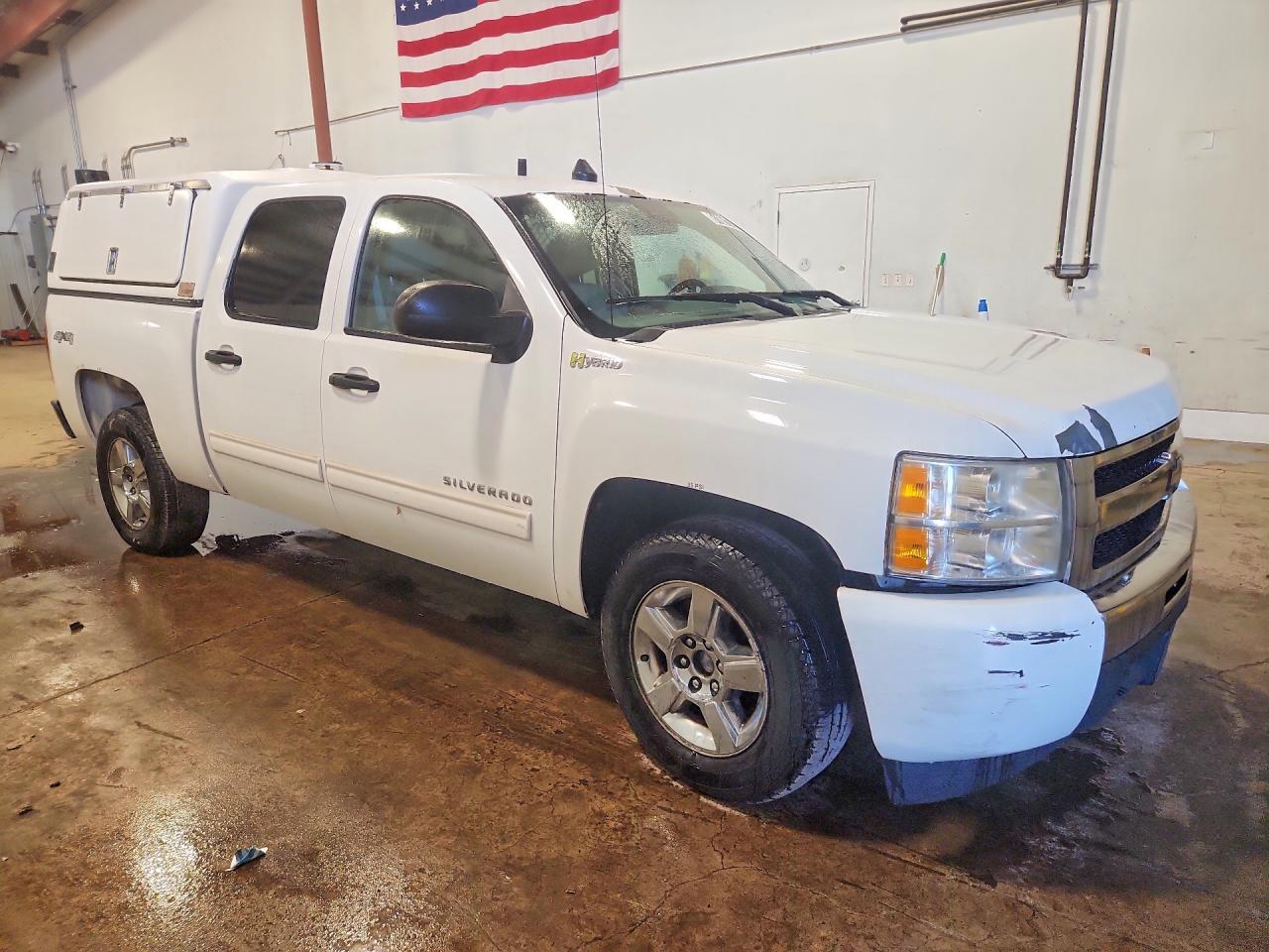 2011 CHEVROLET SILVERADO K1500 HYBRID — Фото 4 из 13