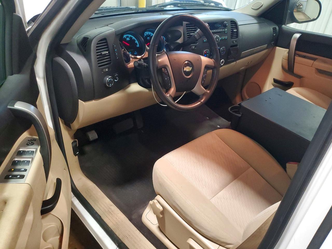 2011 CHEVROLET SILVERADO K1500 HYBRID — Фото 8 из 13