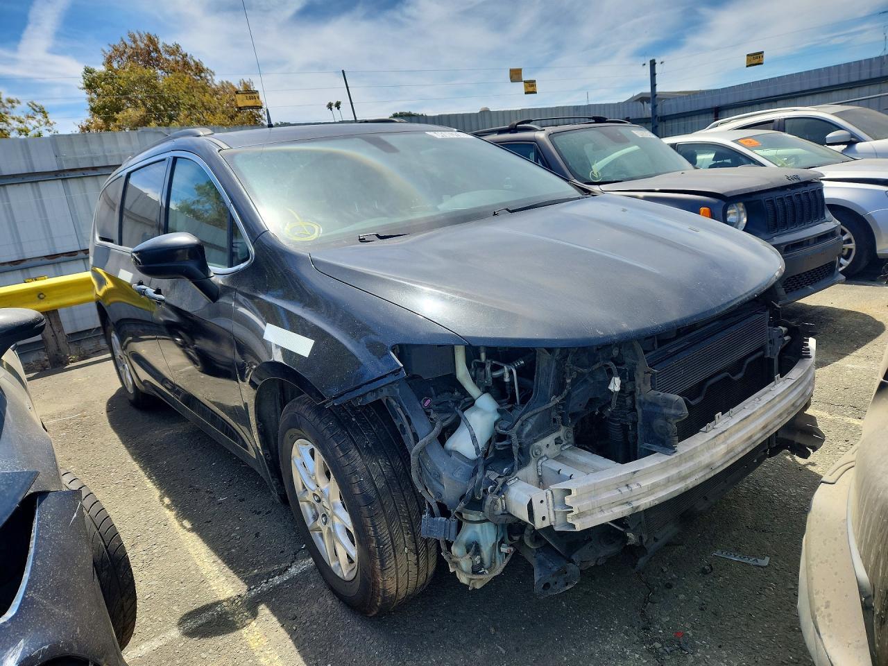2021 CHRYSLER VOYAGER LXI — Фото 4 из 12