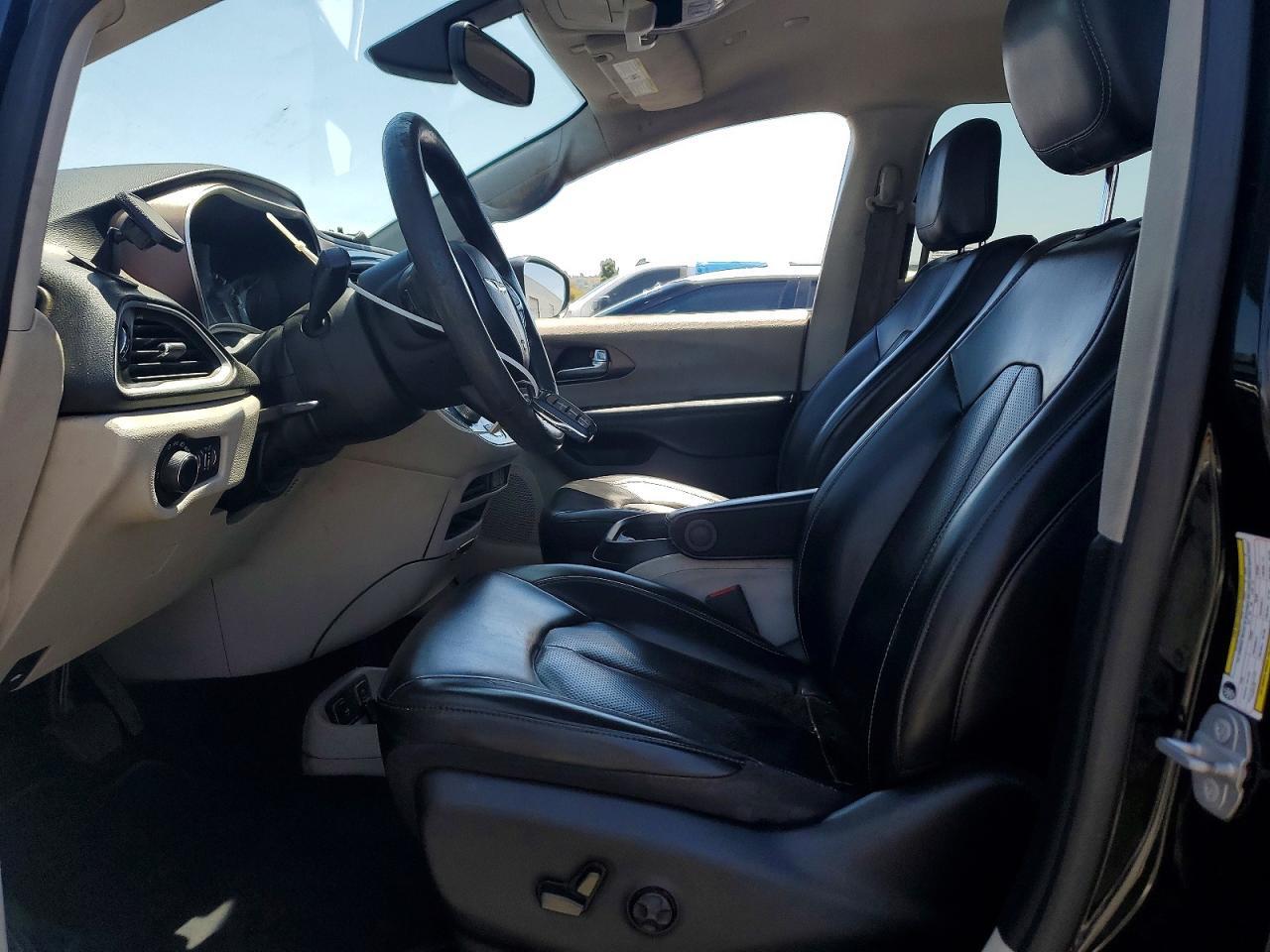 2021 CHRYSLER VOYAGER LXI — Фото 7 из 12