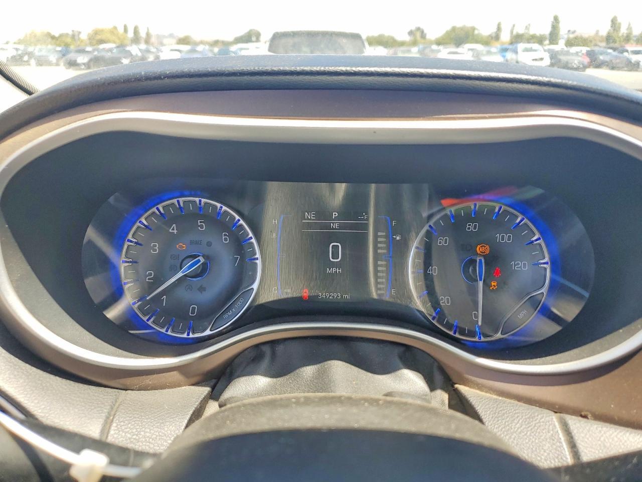 2021 CHRYSLER VOYAGER LXI — Фото 9 из 12