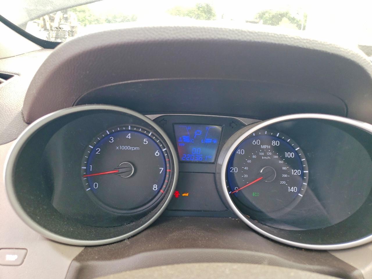 2013 HYUNDAI TUCSON GLS — Фото 9 из 12